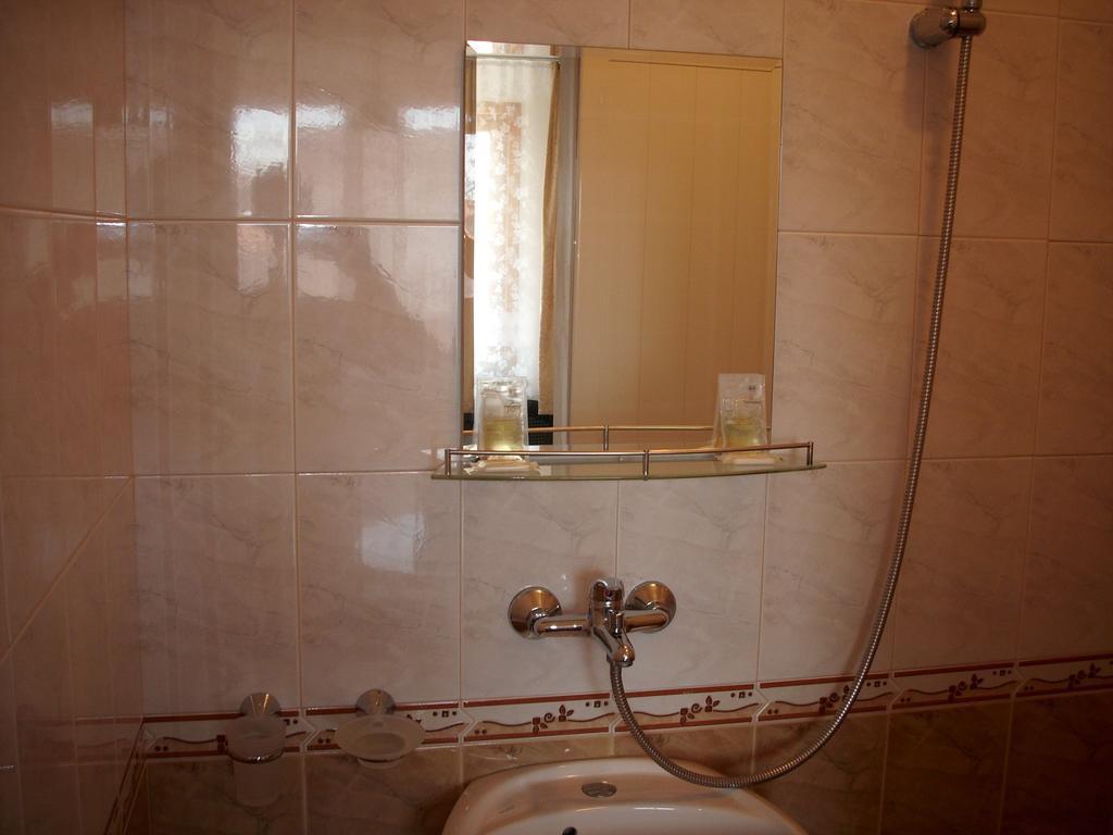 Georgievi Guest House Pomorie Exterior foto